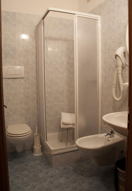 Albergo Italia Molveno Zimmer foto
