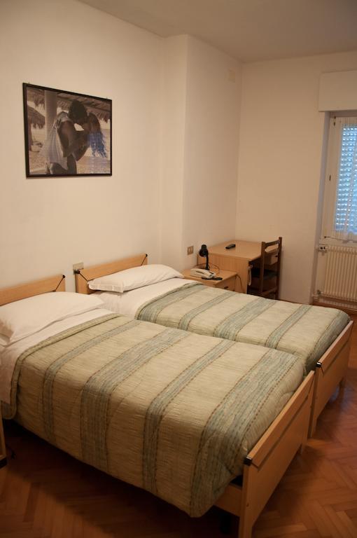 Albergo Italia Molveno Zimmer foto